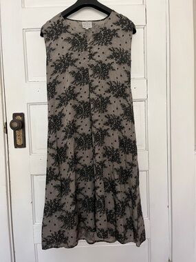 Masai Sleeveless Floral Summer Overlay Dress - Taupe & Black